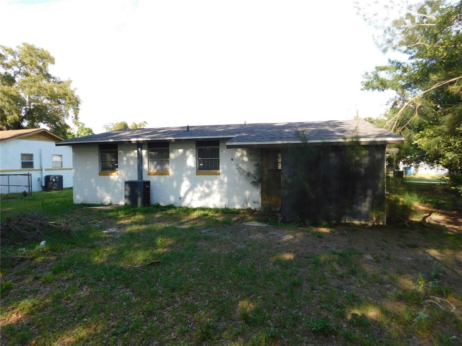 Property Photo:  5707 S 79th Street  FL 33619 