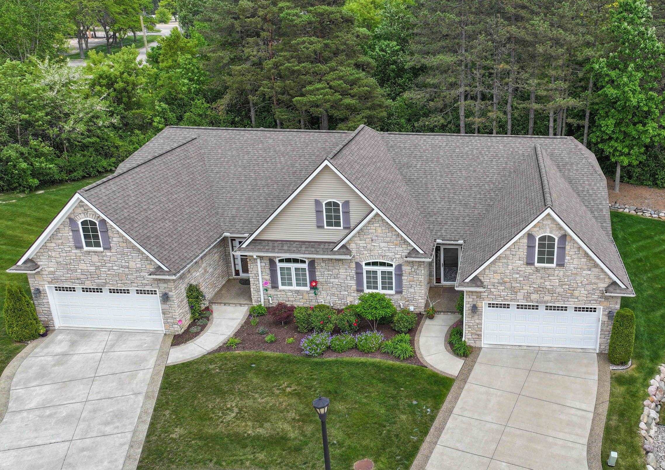 Property Photo:  12375 Worthington Court  MI 48439 