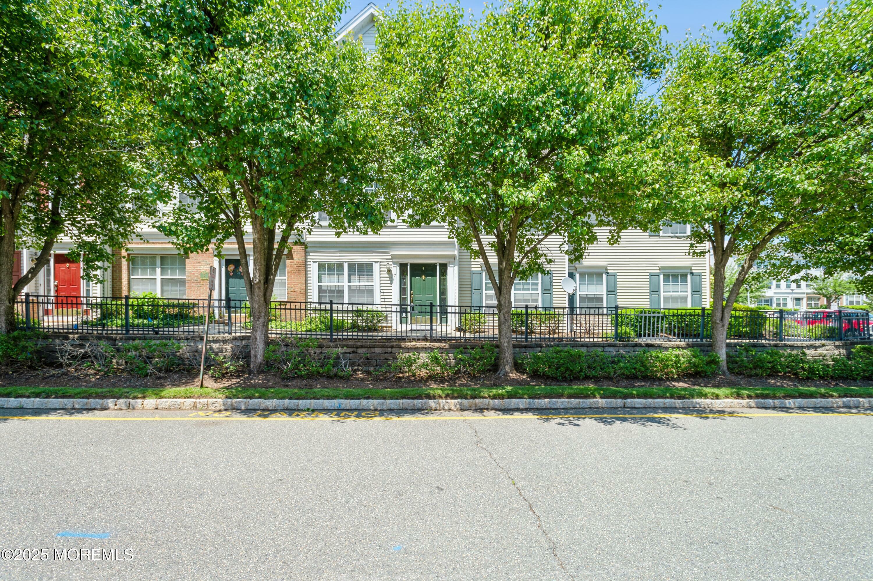 7 Boehm Drive 47  Parlin NJ 08859 photo