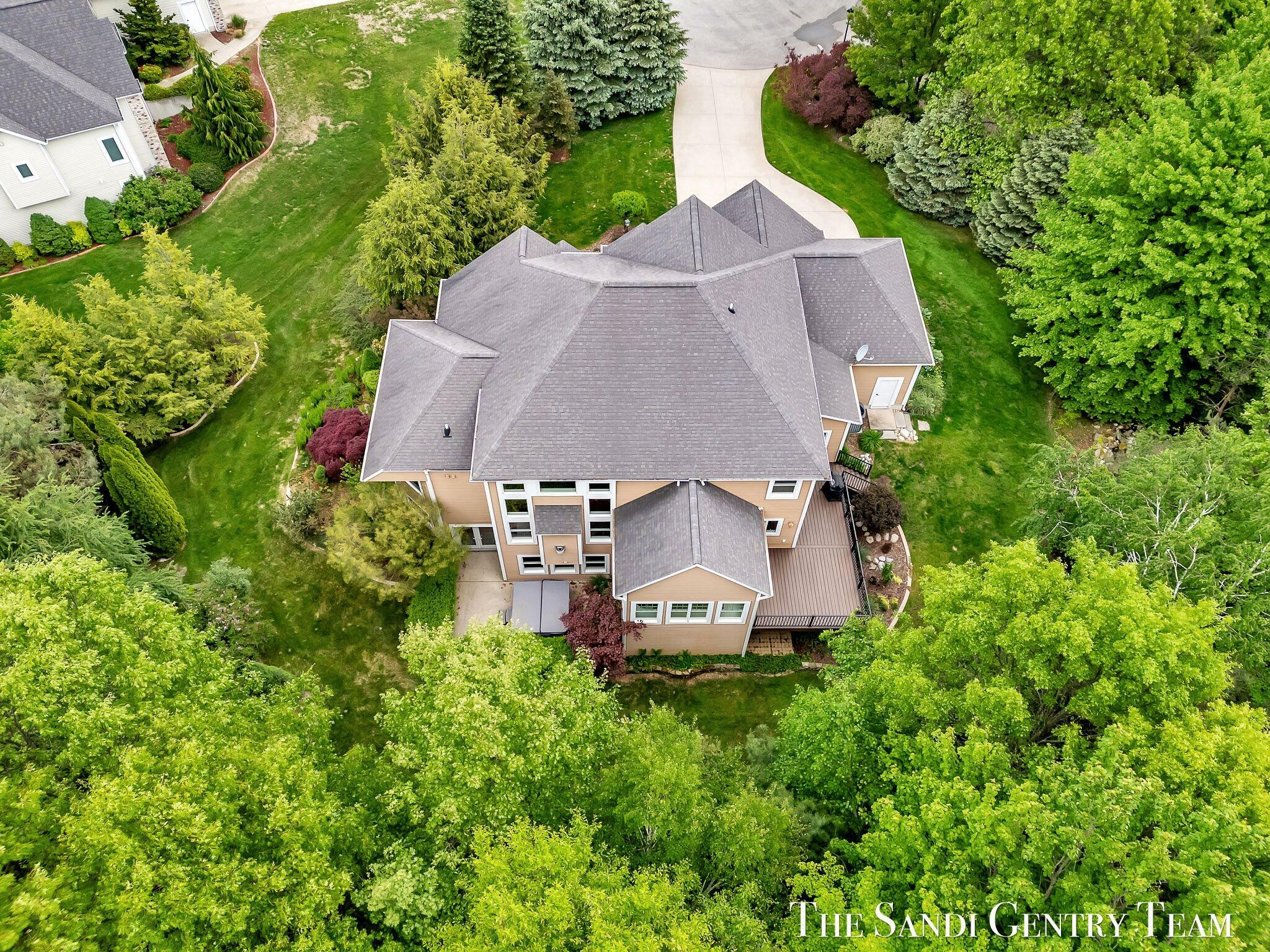 Property Photo: 16715 Pond Creek Court MI 49456