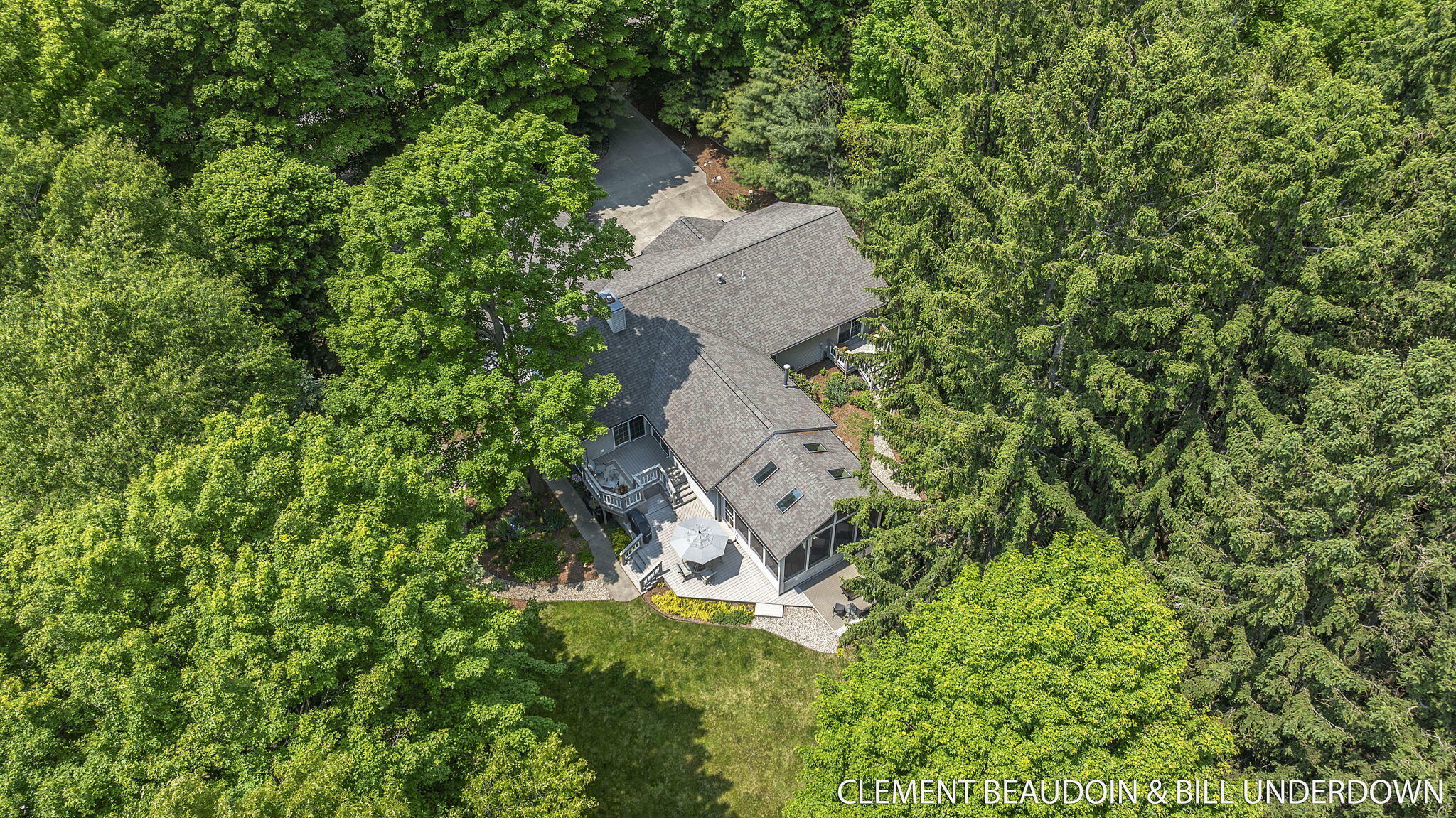 Property Photo: 477 S Union Street MI 49406