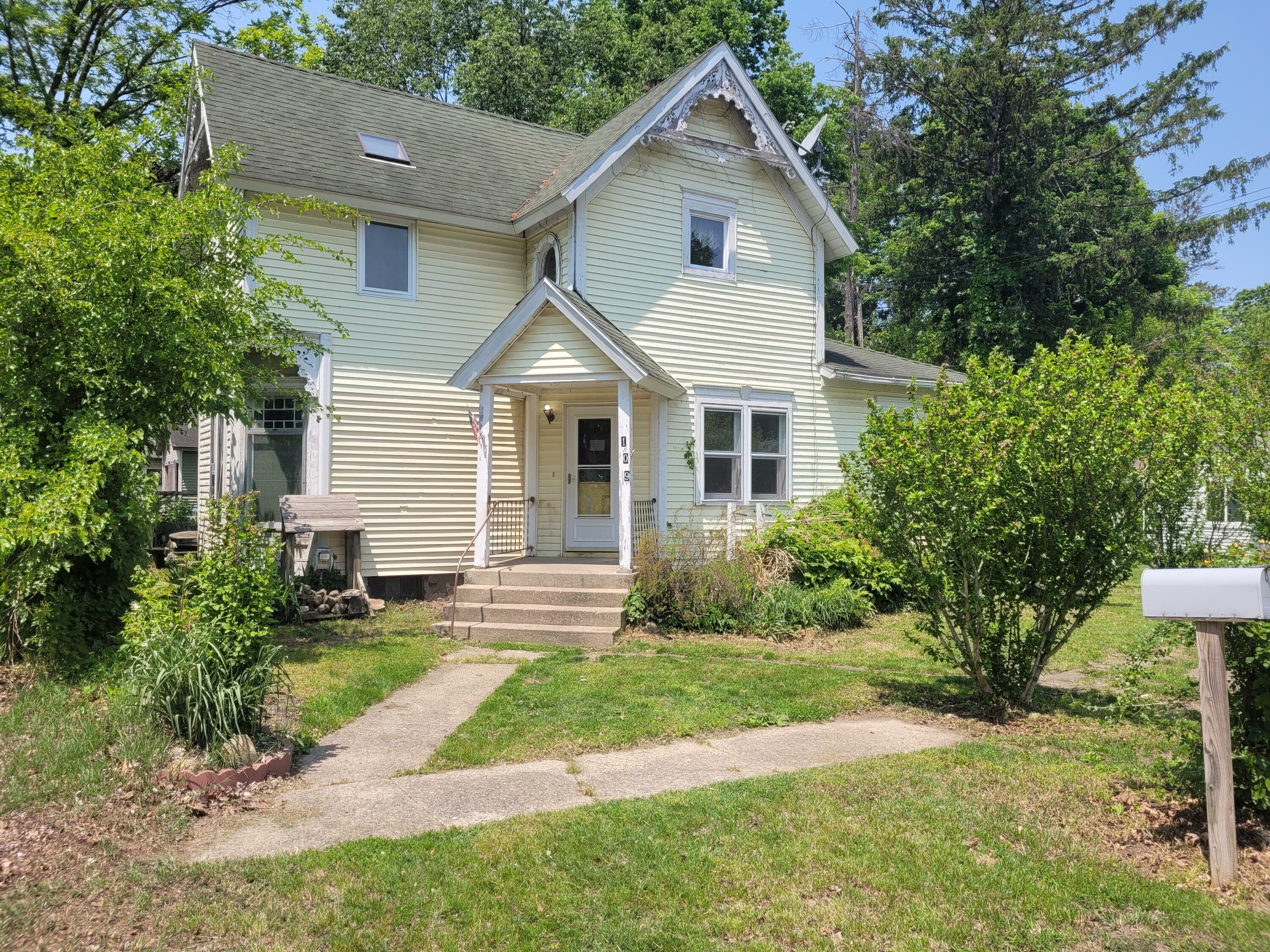 Property Photo: 109 N Second Street MI 49064
