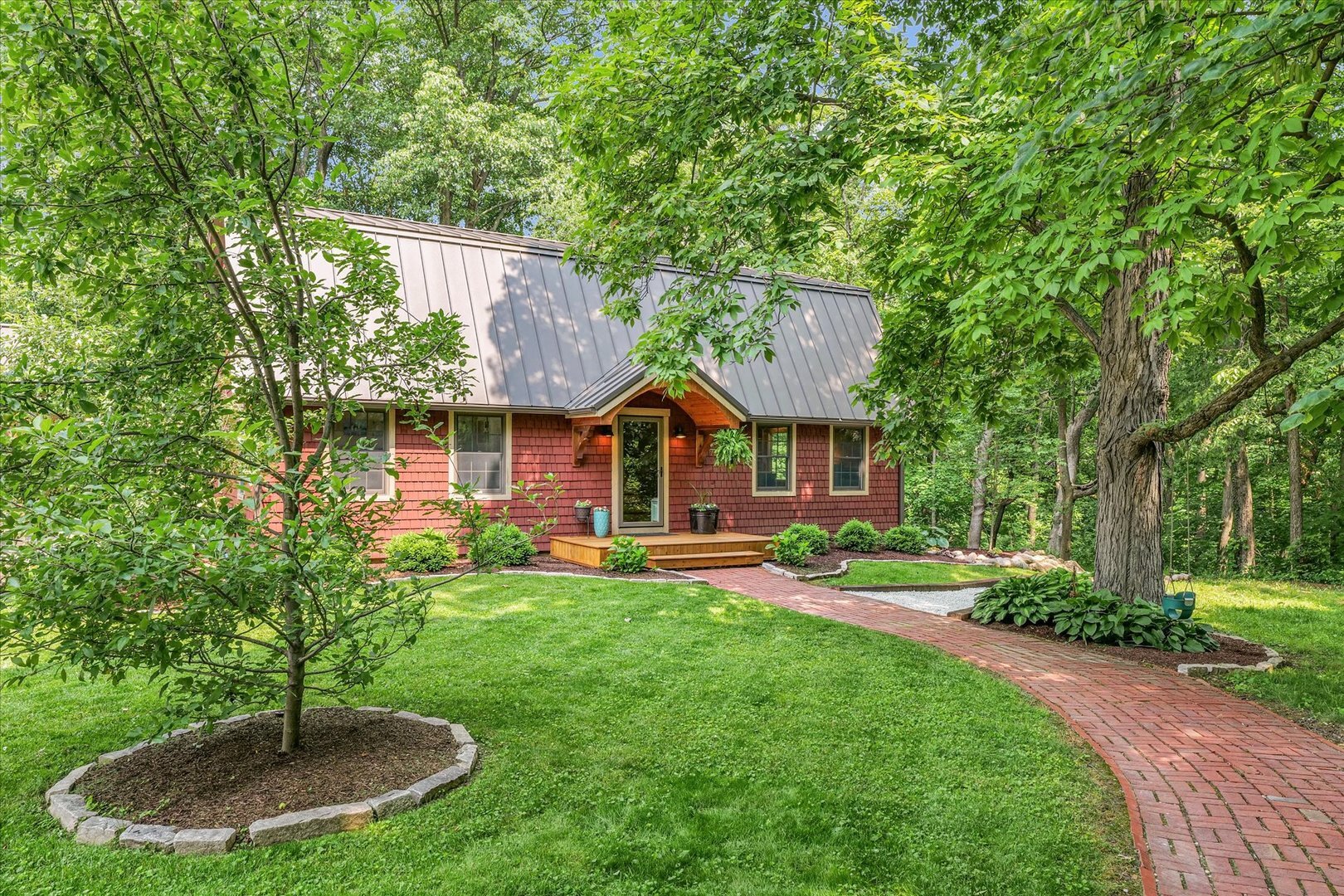 Property Photo: 2804 E Concord Road IL 61802
