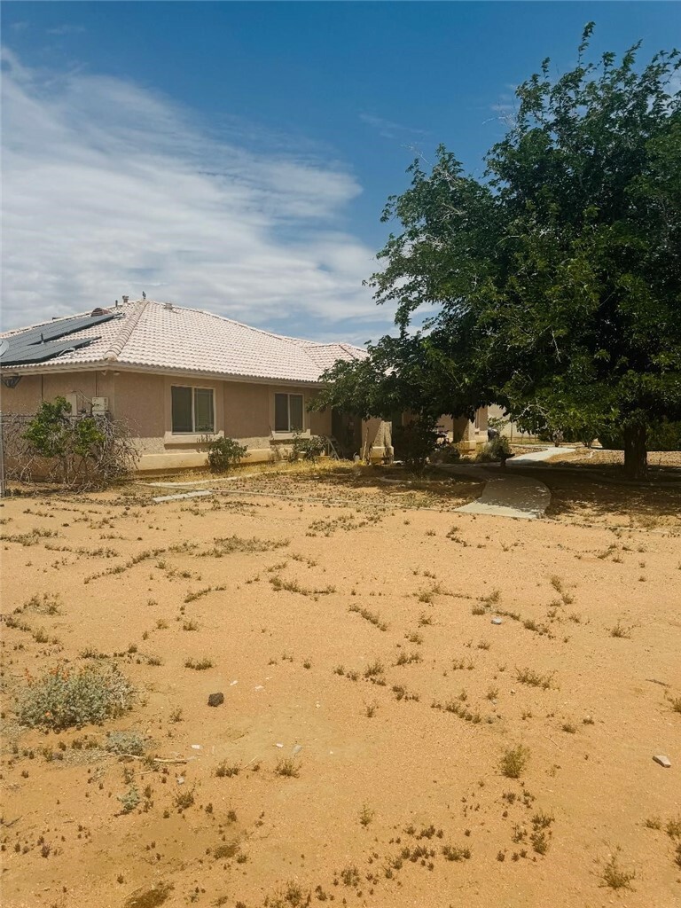 Property Photo: 15434 Erie Road CA 92307
