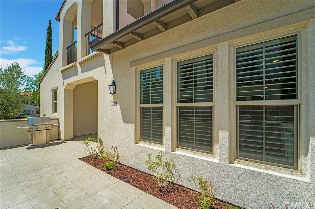 Property Photo:  612 Trailblaze  CA 92618 