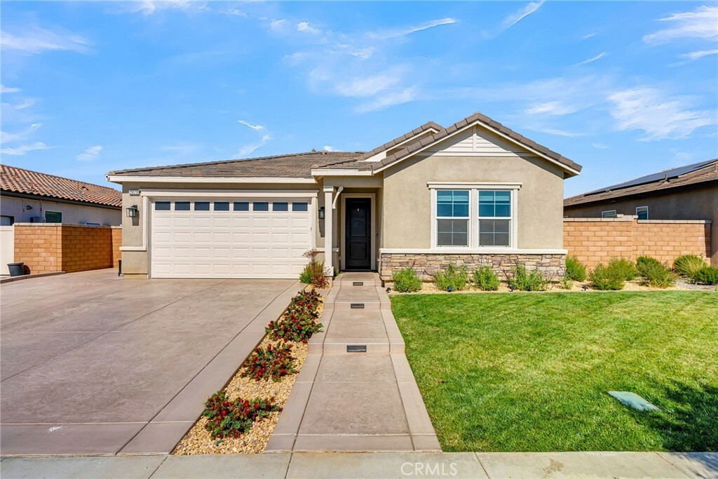 Property Photo: 29179 Covenant Lane CA 92596