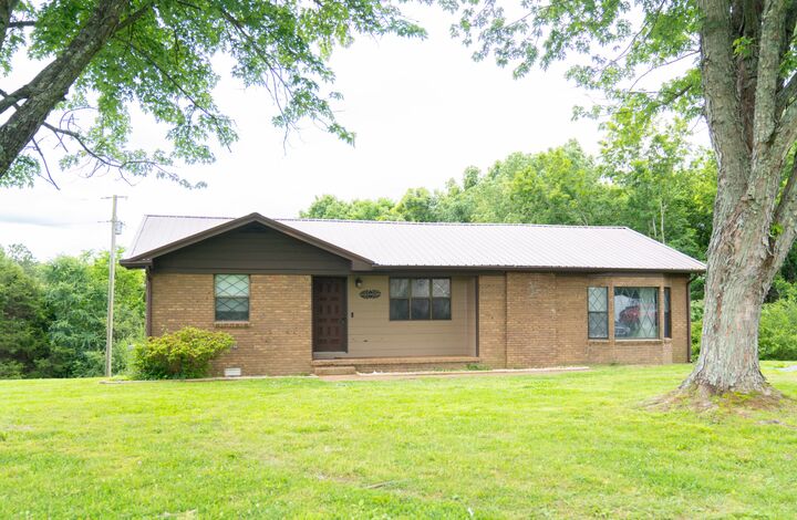 Property Photo: 4169 Bledsoe St TN 37186