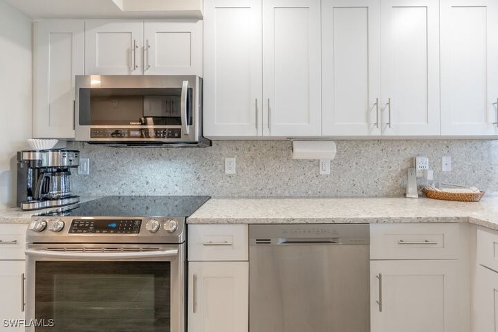 Property Photo:  10 Tampa Place 301  FL 34145 