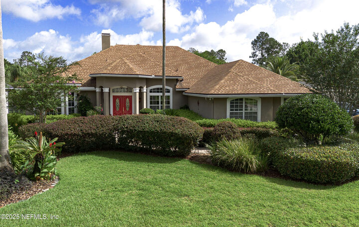Property Photo: 1700 Waters Edge Drive FL 32003