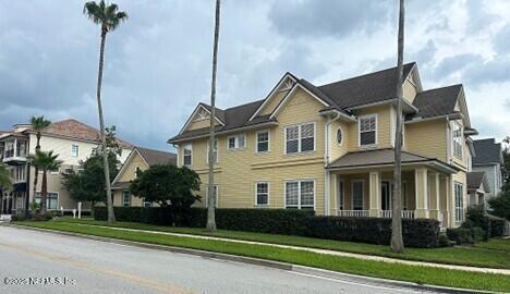 Property Photo: 400 Central Street FL 32095