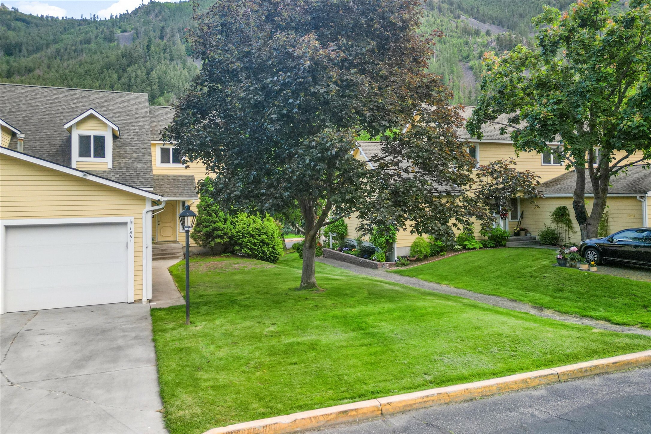 Property Photo: 1861 E Broadway Street MT 59802