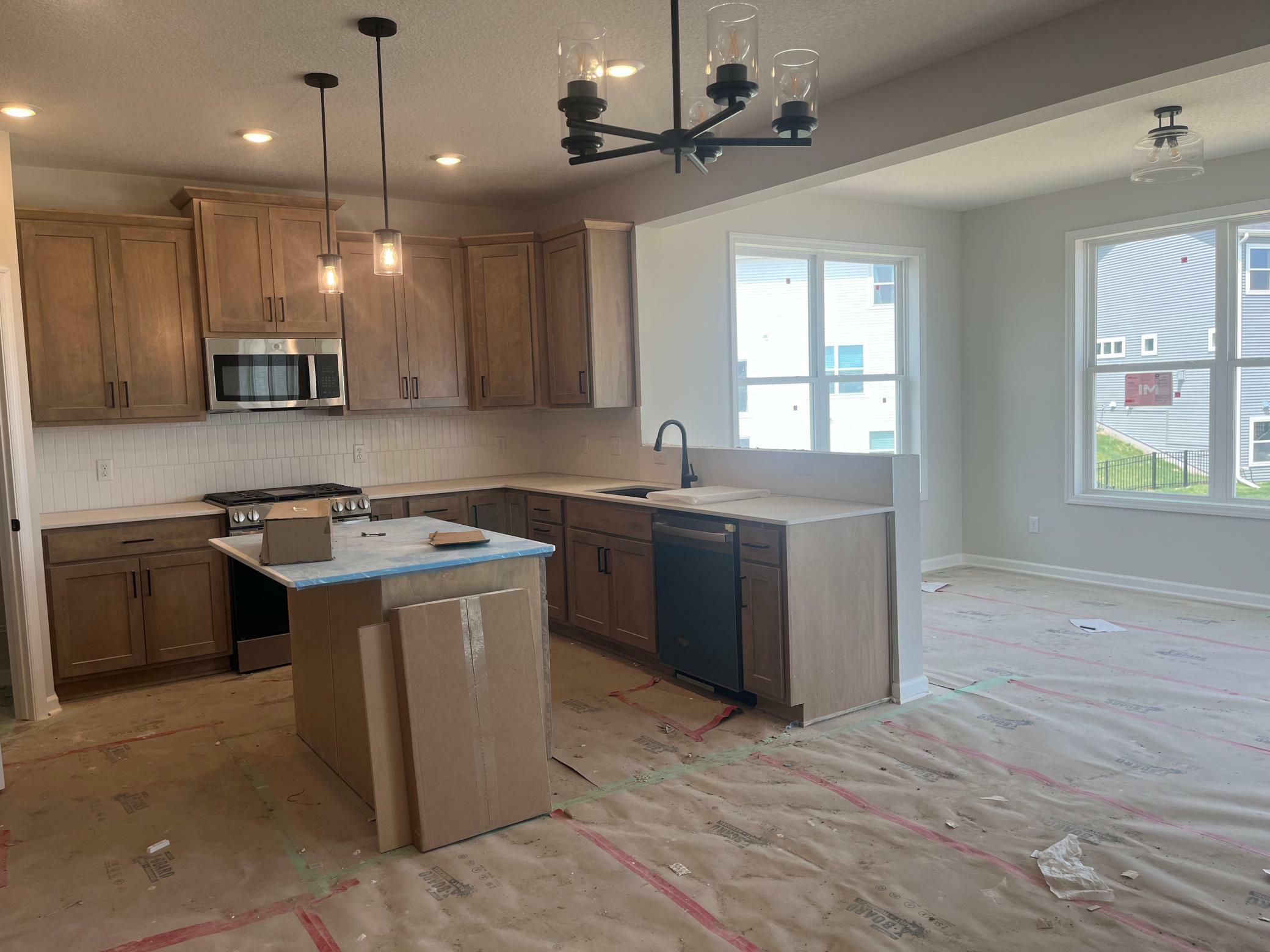 Property Photo: 6648 Wolfberry Curve MN 55331