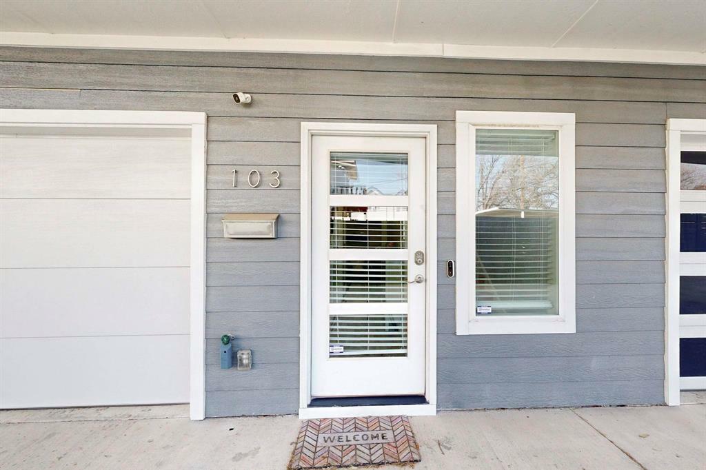 Property Photo: 4633 Virginia Avenue 103 TX 75204
