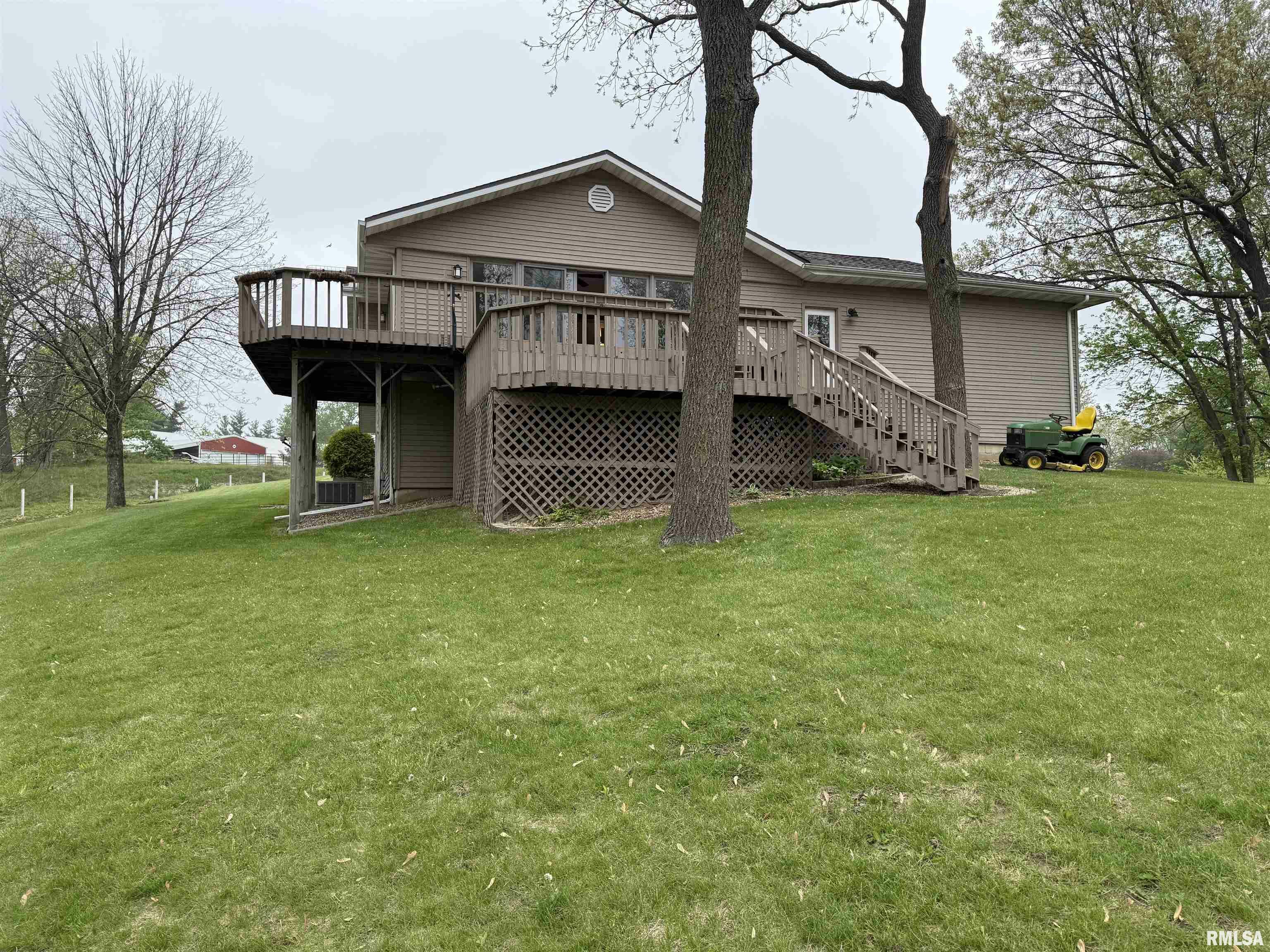 Property Photo: 20731 N Sequoia Curve IL 61523