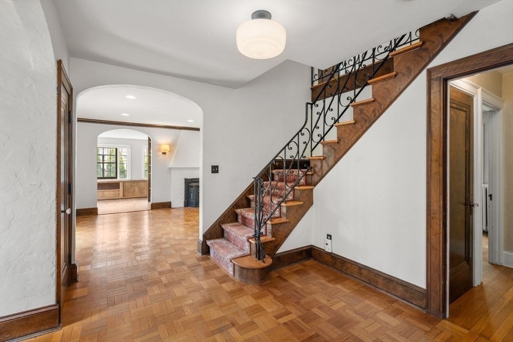 Property Photo: 20 Rittenhouse Rd MA 01602