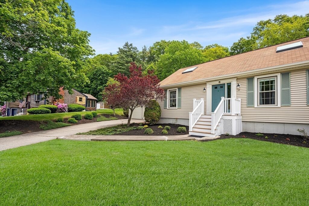 Property Photo:  19 K St  MA 02189 