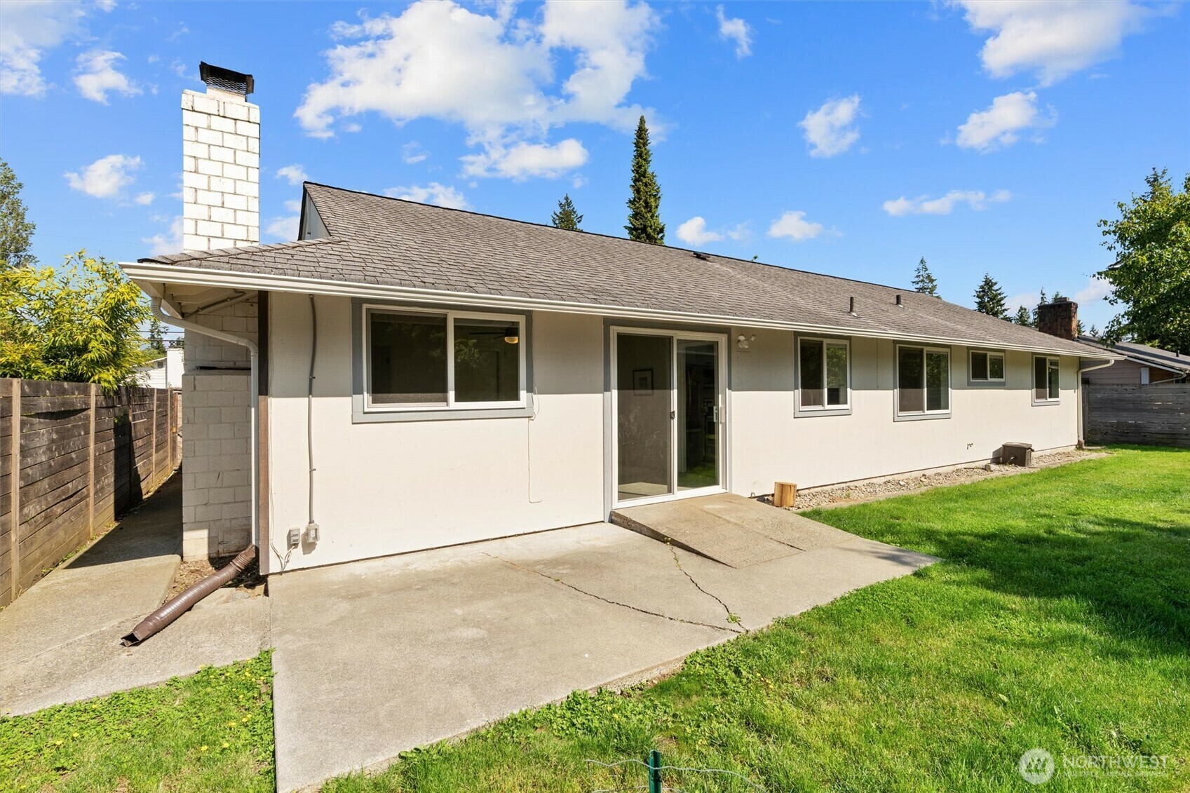 Property Photo: 22404 48th Avenue W WA 98043