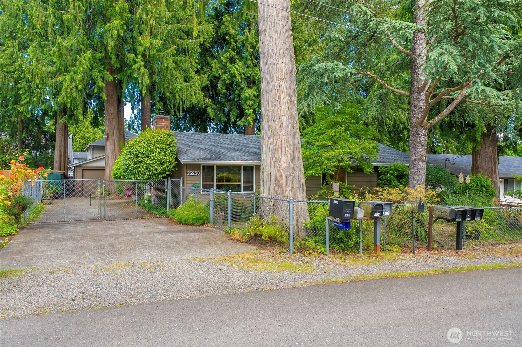 Property Photo: 35250 54th Avenue S WA 98001