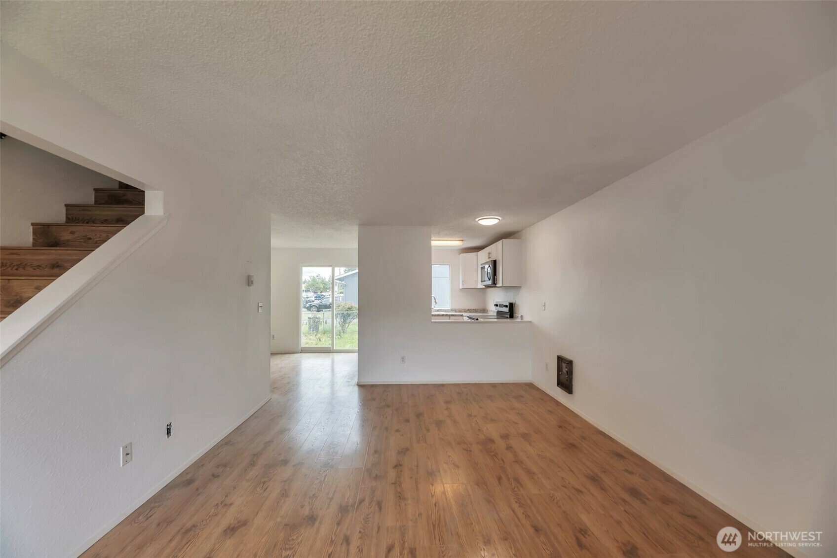 Property Photo:  1702  C Street SE  WA 98002 