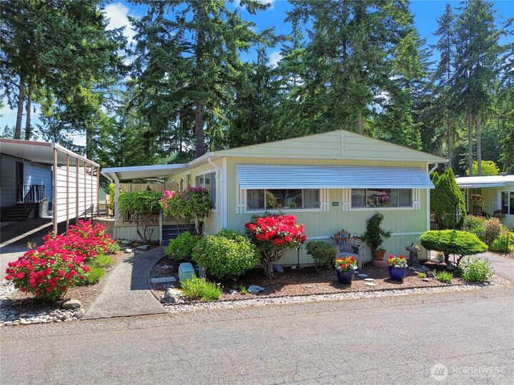 Property Photo:  12619  113th Ave E  WA 98374 