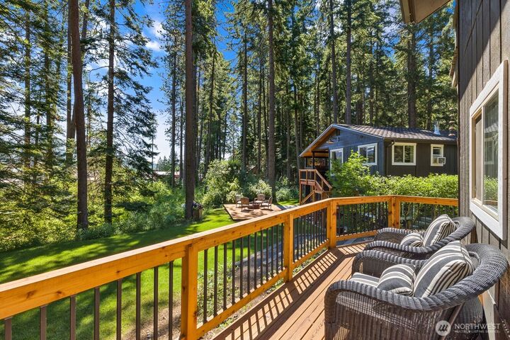 Property Photo:  671 W Pacific Avenue  WA 98940 