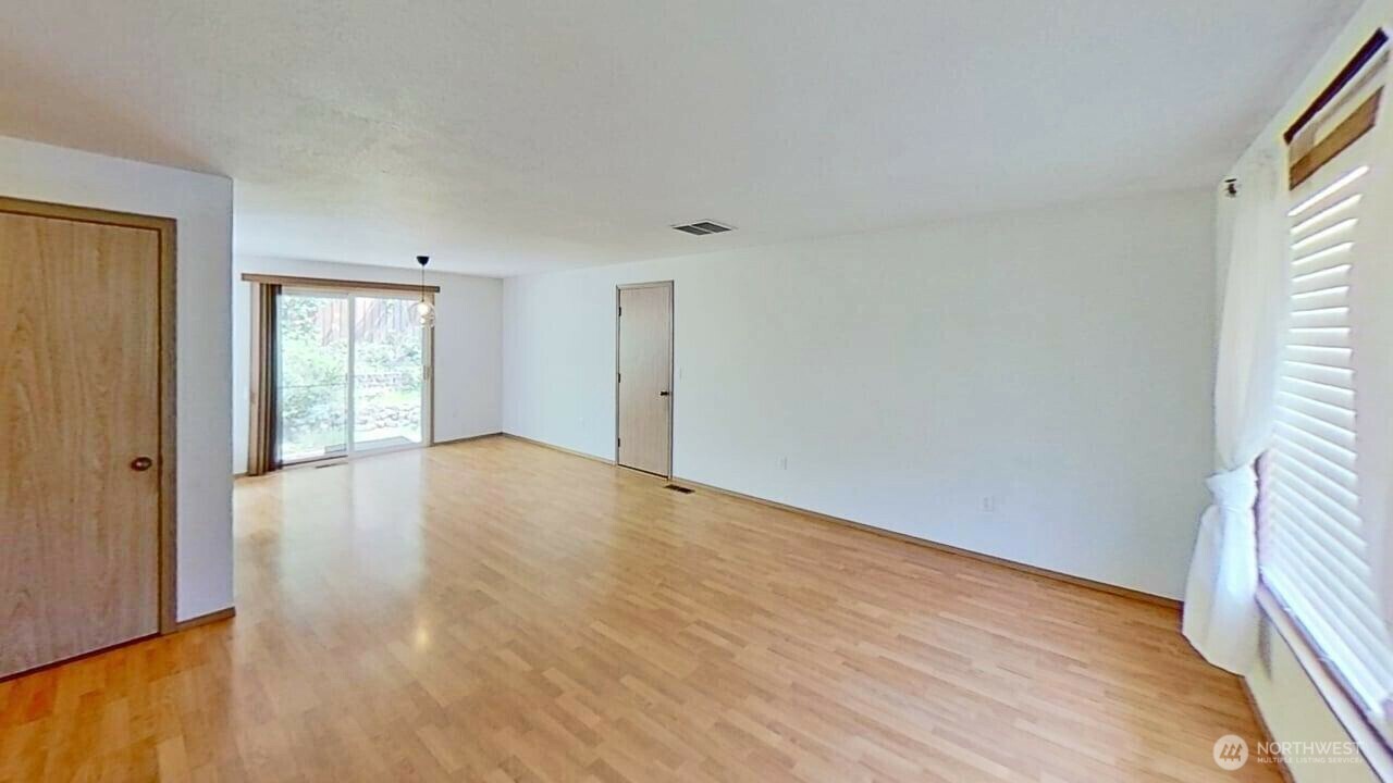 Property Photo: 8220 Jill Court SE WA 98513