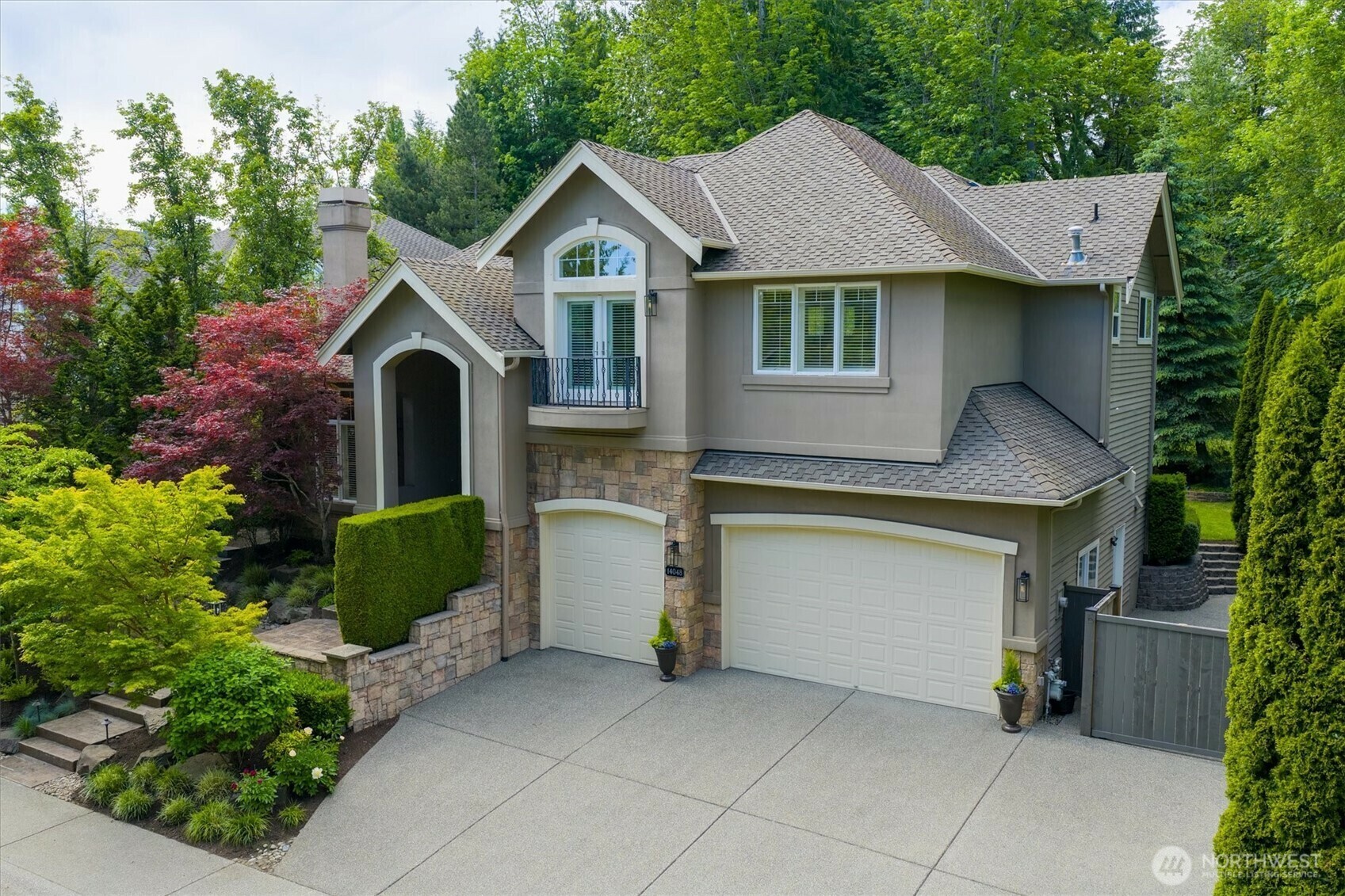 14048 SE 92nd Street  Newcastle WA 98059 photo