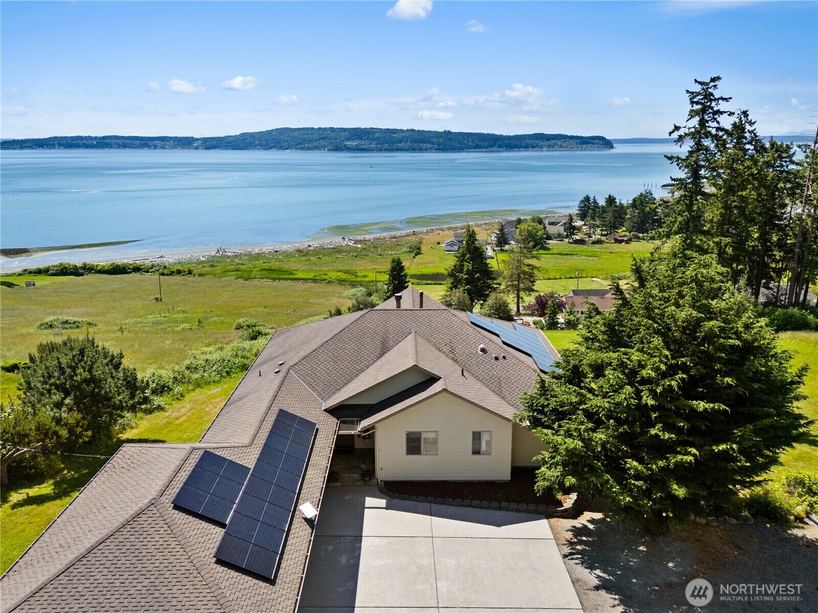 2364  Strawberry Point Road  Oak Harbor WA 98277 photo