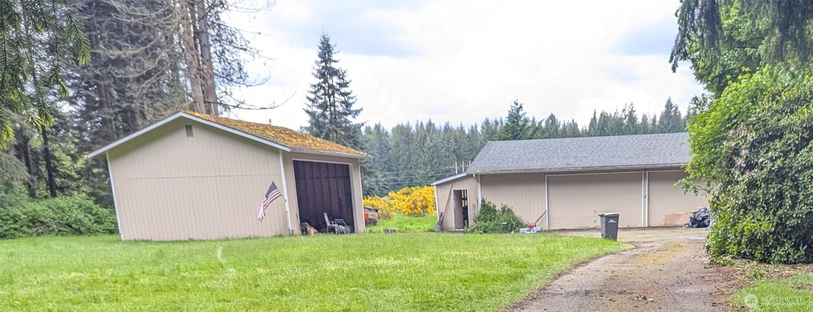 Property Photo:  12425  228 Street NE  WA 98223 
