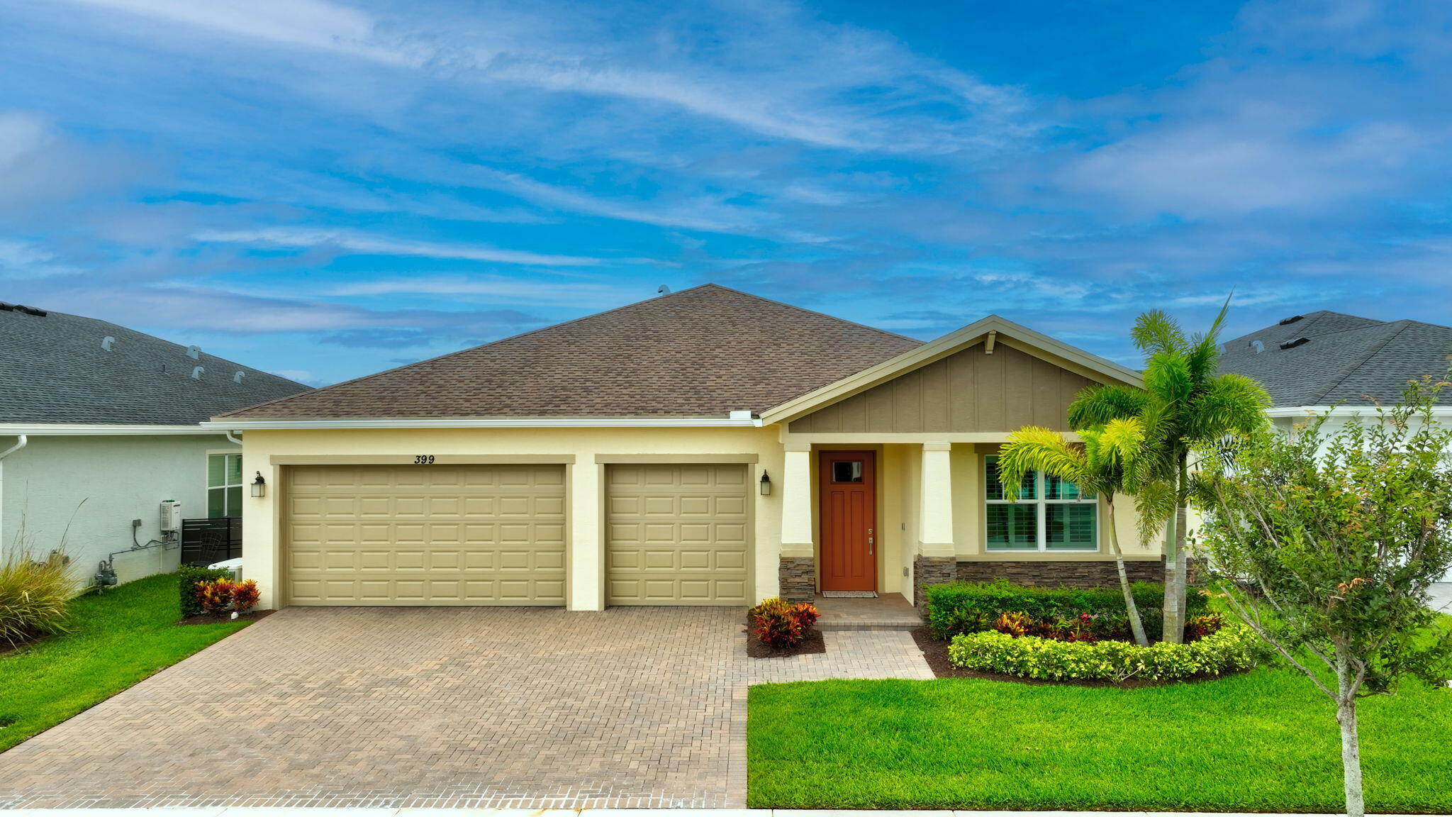 Property Photo: 399 SE Mulberry Way FL 34984