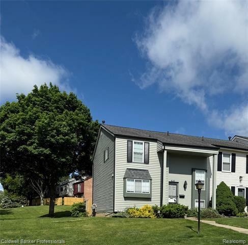 3531 Burbank Drive  Ann Arbor MI 48105 photo