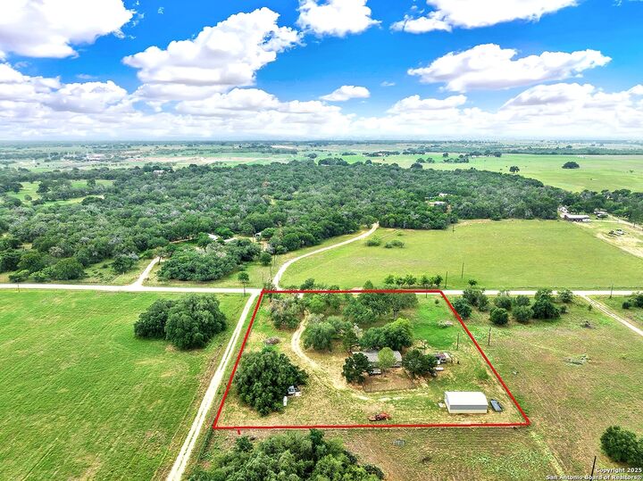 Property Photo:  7205 County Road 401  TX 78114 