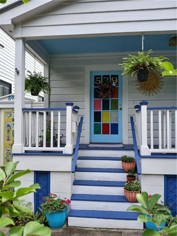 Property Photo:  539 E Gwinnett Street  GA 31401 