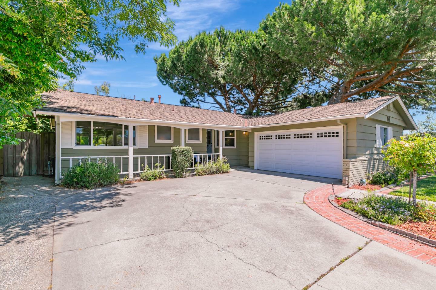 Property Photo: 3739 Swallow Way CA 95051