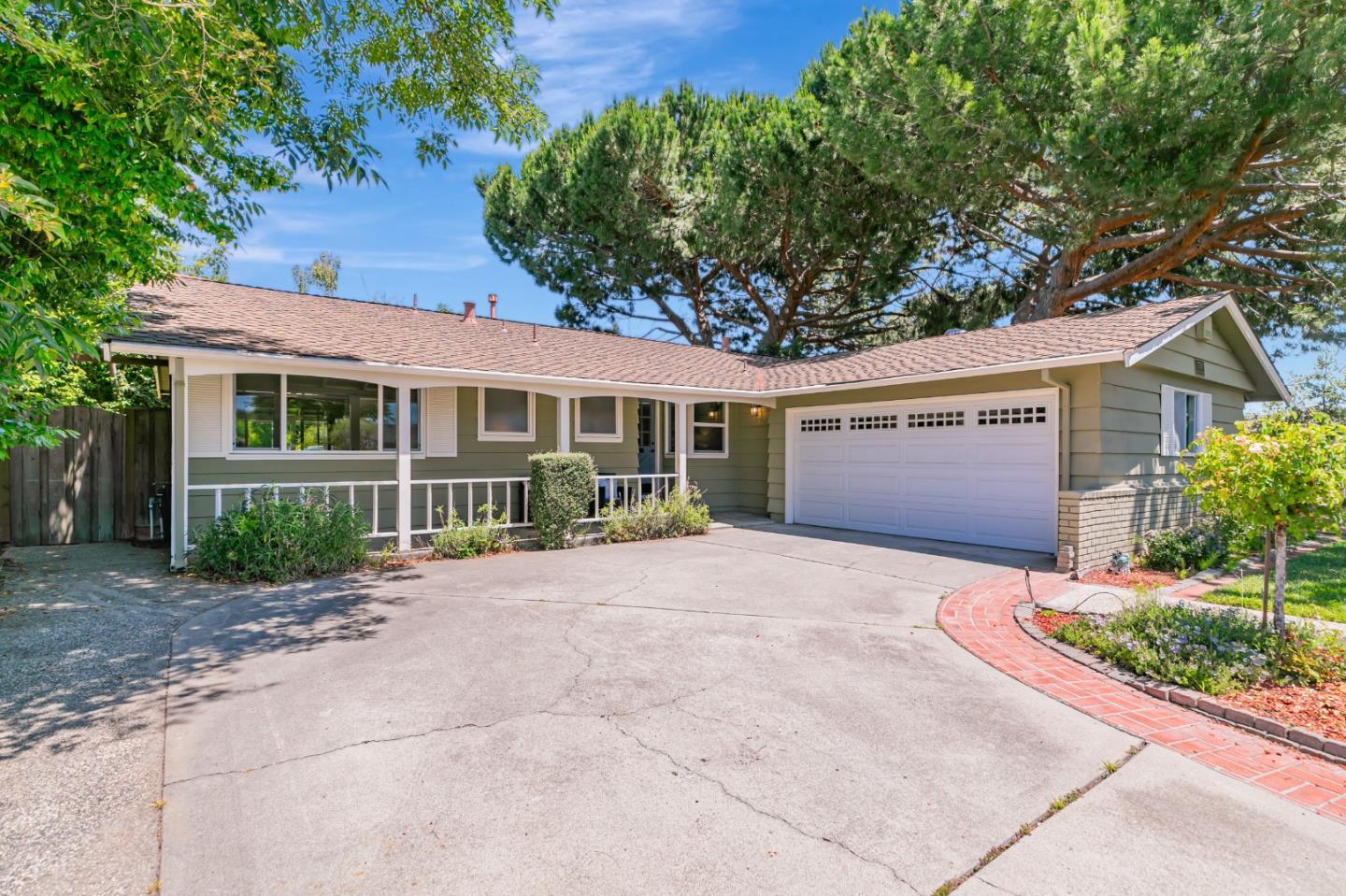 Property Photo: 3739 Swallow Way CA 95051