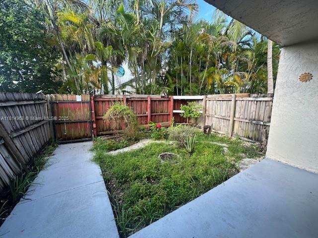 Property Photo: 15665 SW 82nd Cir Ln 4-15 FL 33193