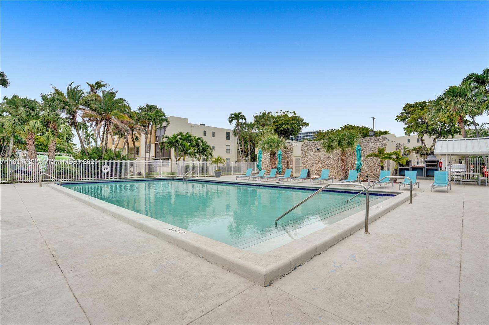 Property Photo: 20300 W Country Club Dr 101-3 FL 33180