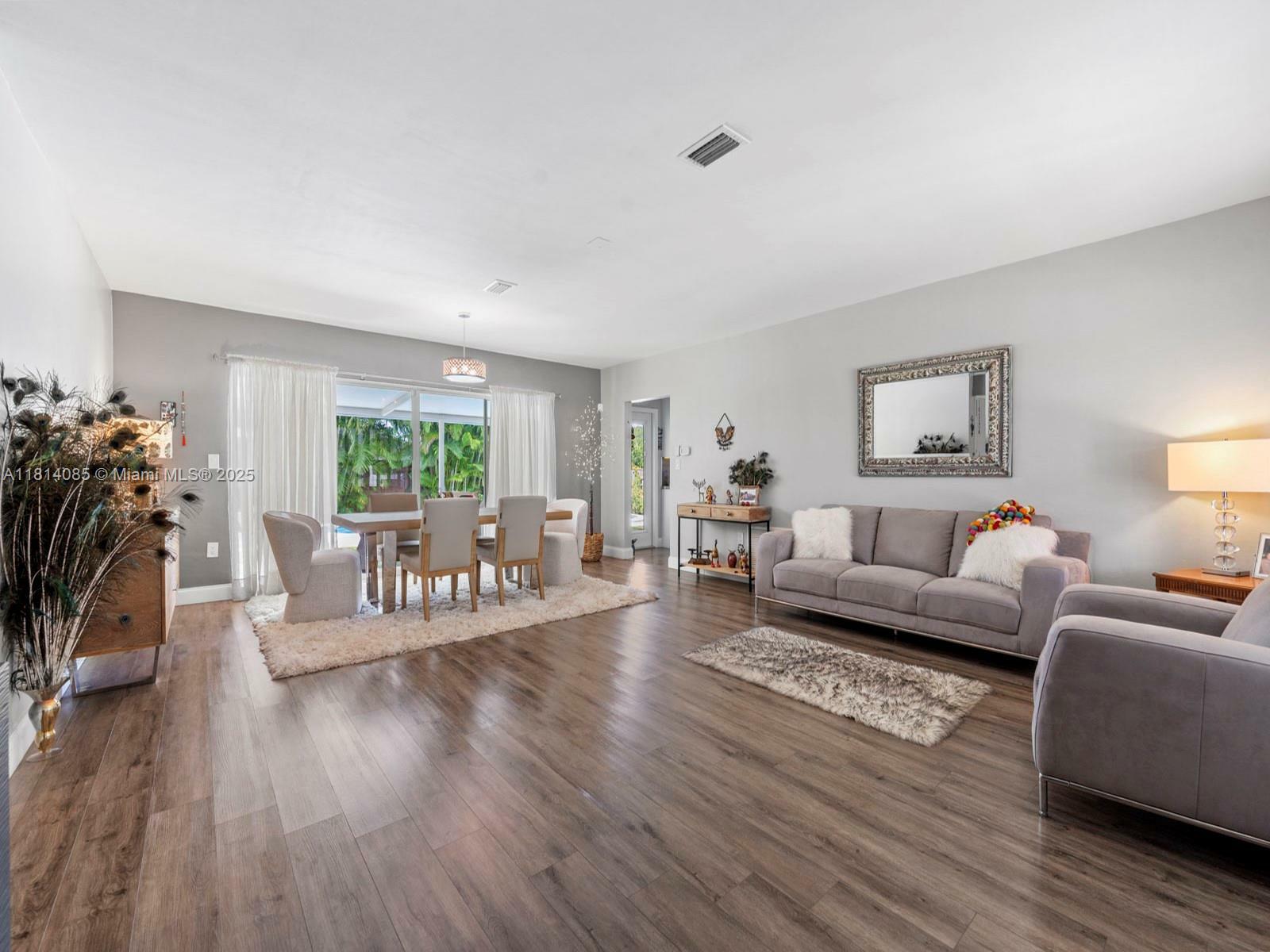 Property Photo: 9200 SW 178th Ter FL 33157