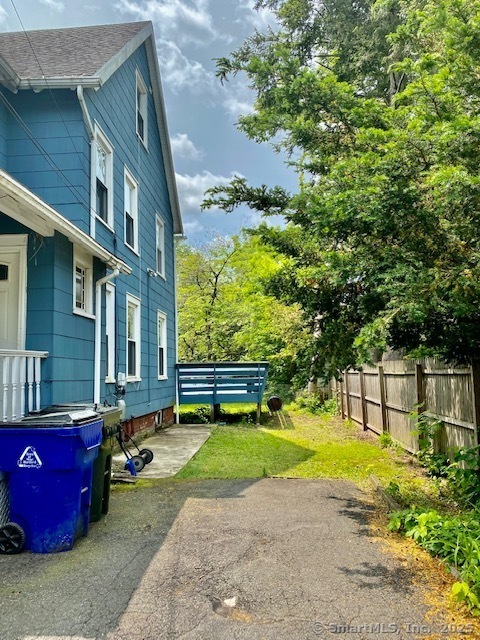 Property Photo: 7 Cadwell Street CT 06107