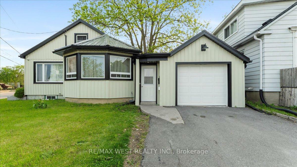 Photo de la propriété: 134 Dundas Street W ON K8P 1A5