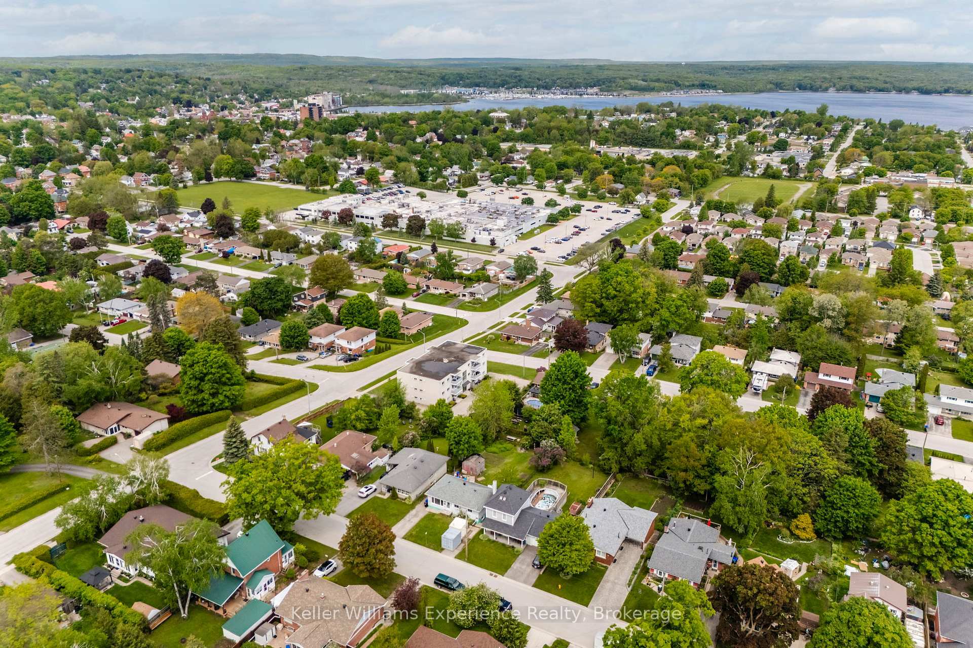 Property Photo: 258 Ruby Street ON L4R 2L4