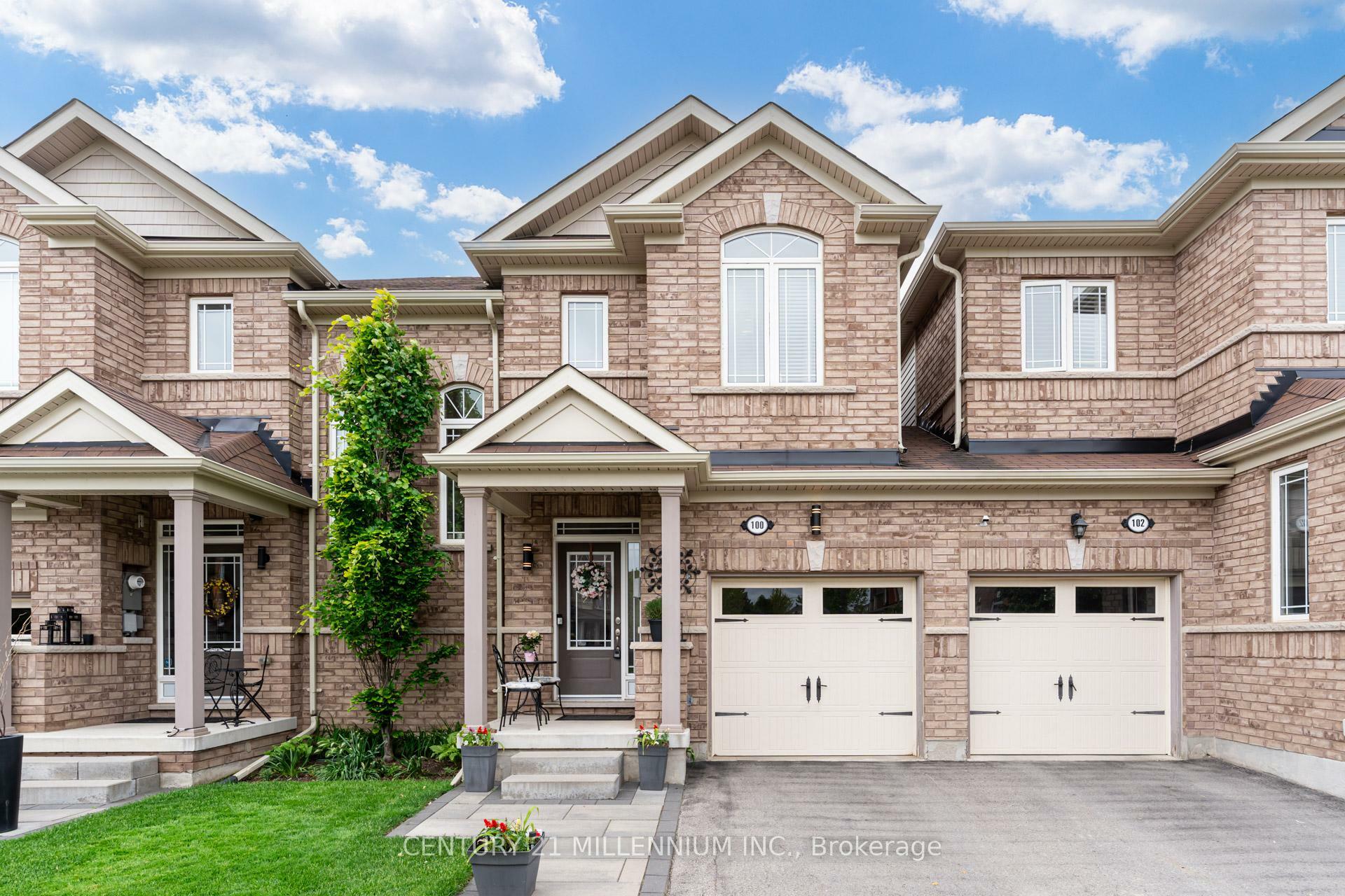 100 Kempenfelt Trail  Brampton ON L7A 0A7 photo