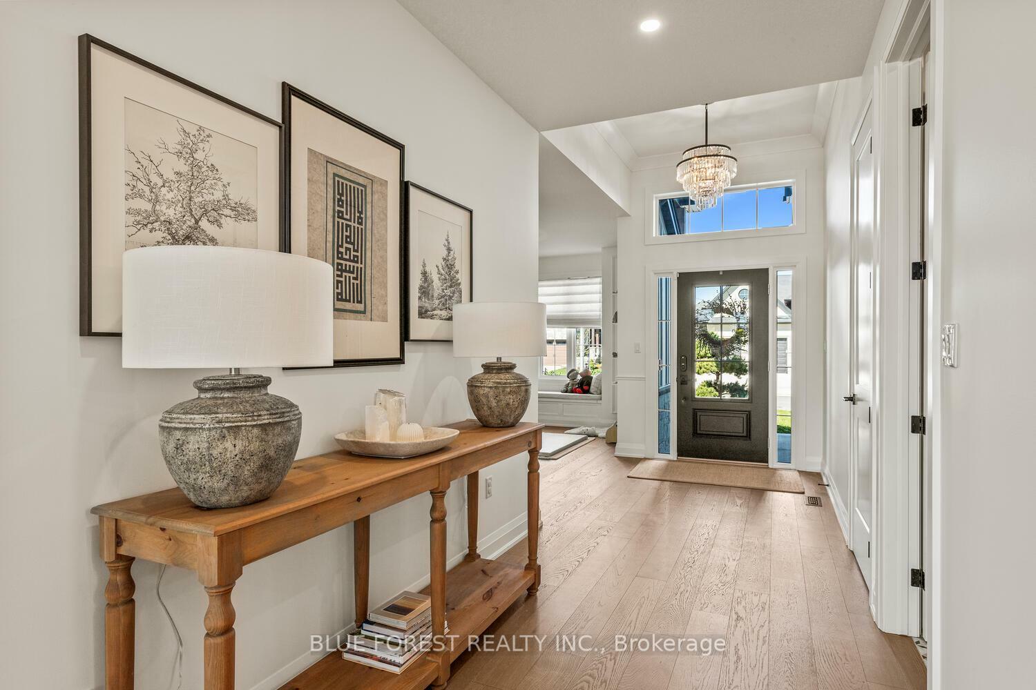 Property Photo:  86 Kemp Crescent  ON N7G 0G3 