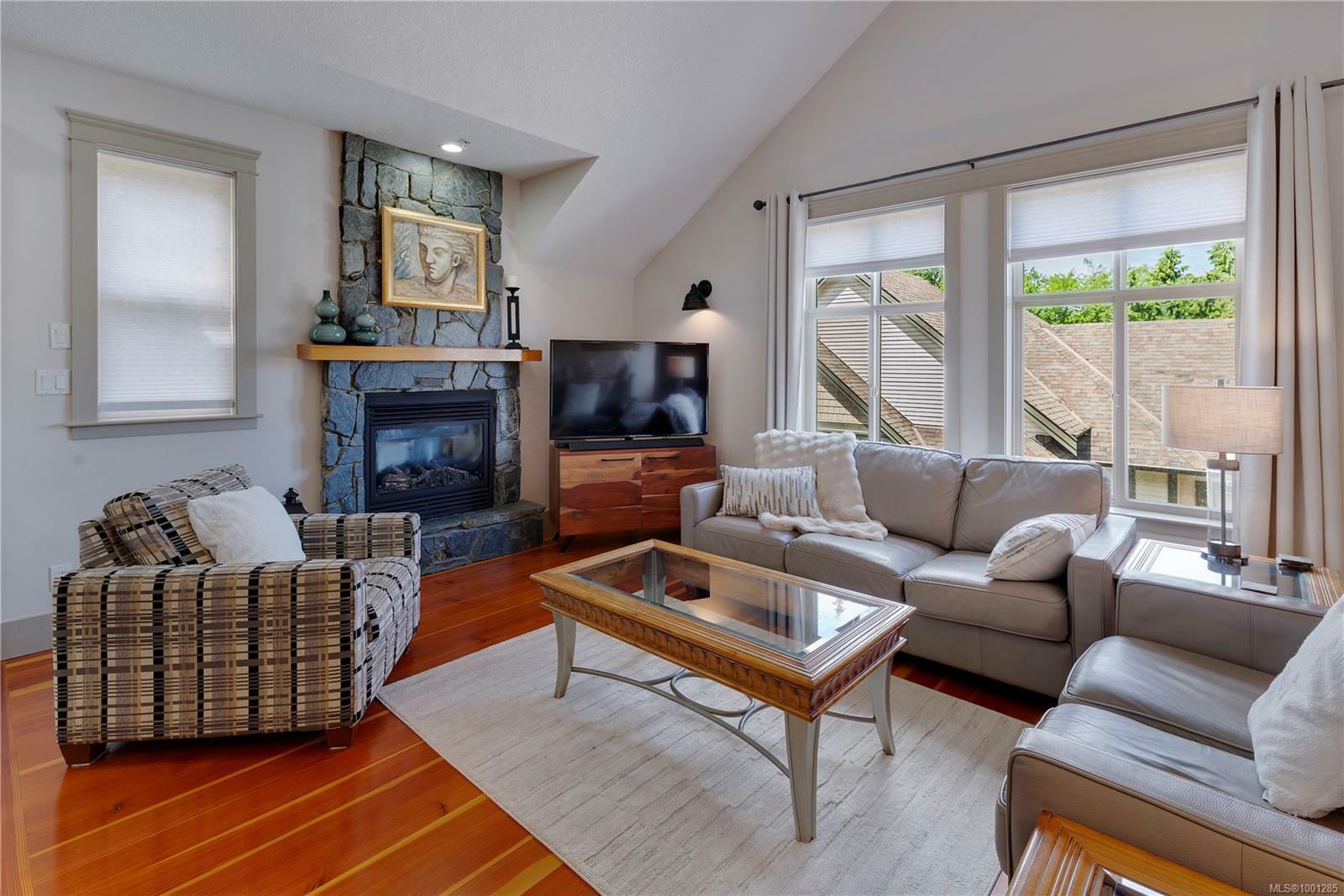 Property Photo: 4808 Bridgewood Close BC V9V 0A1