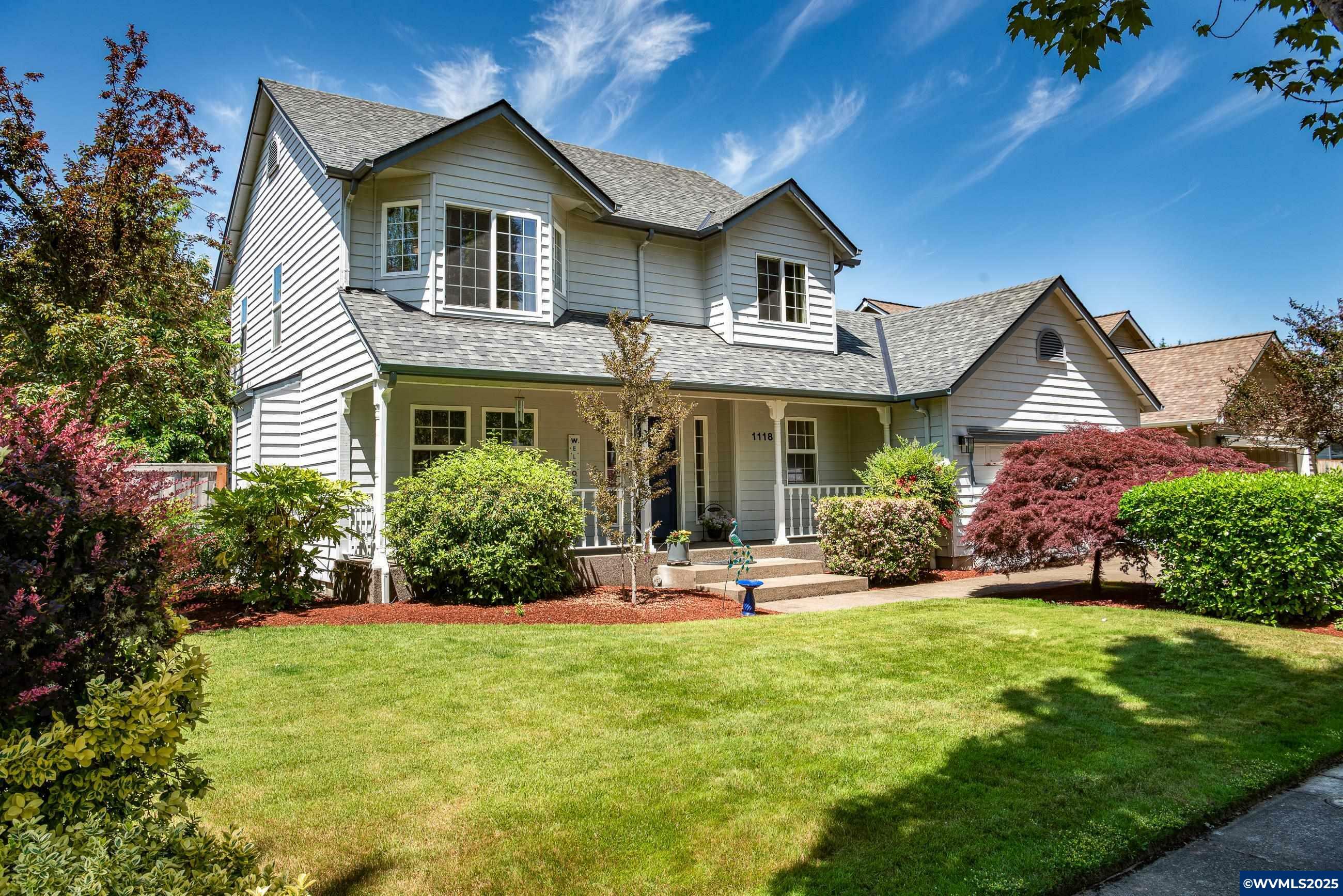Property Photo: 1118 SW West Hills Pl OR 97333