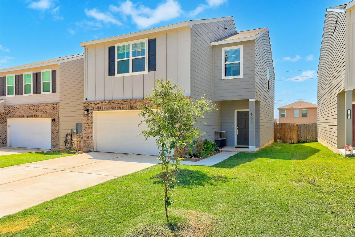Property Photo: 163 Wonderful Life Way TX 76537