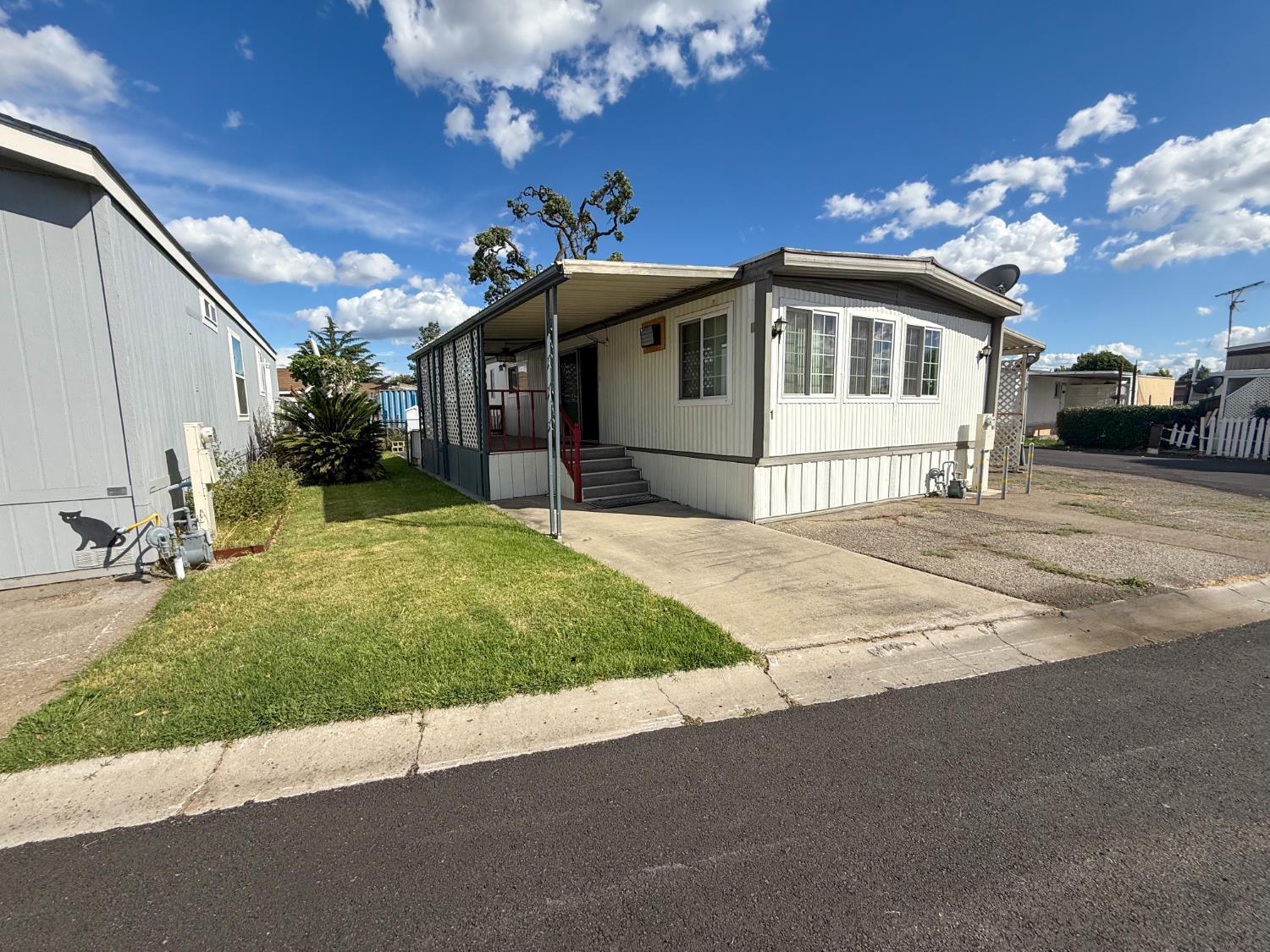 Property Photo: 5835 Cherokee Rd 41 CA 95215