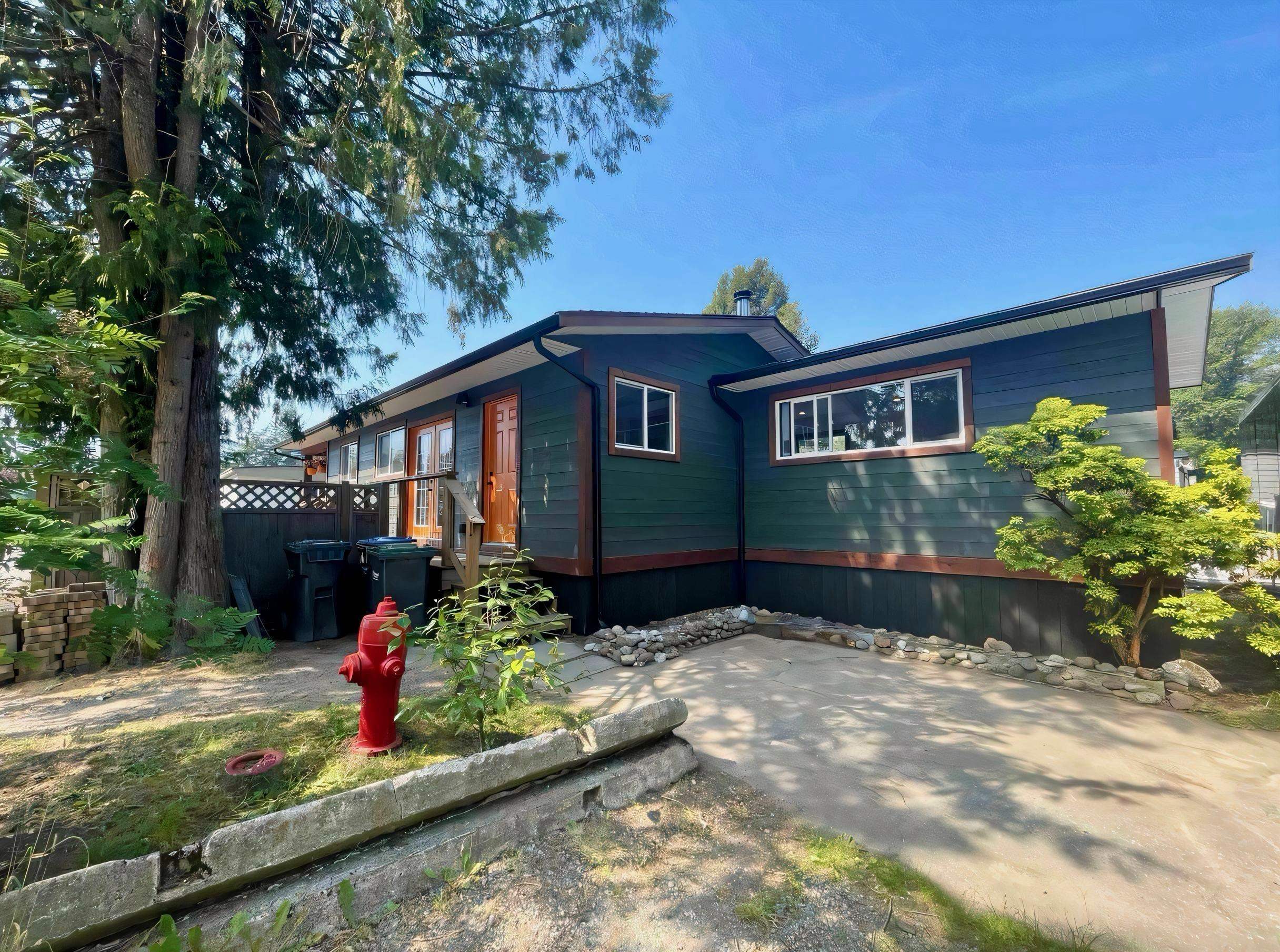 Property Photo: 40157 Government Road 26 BC V8B 0N7