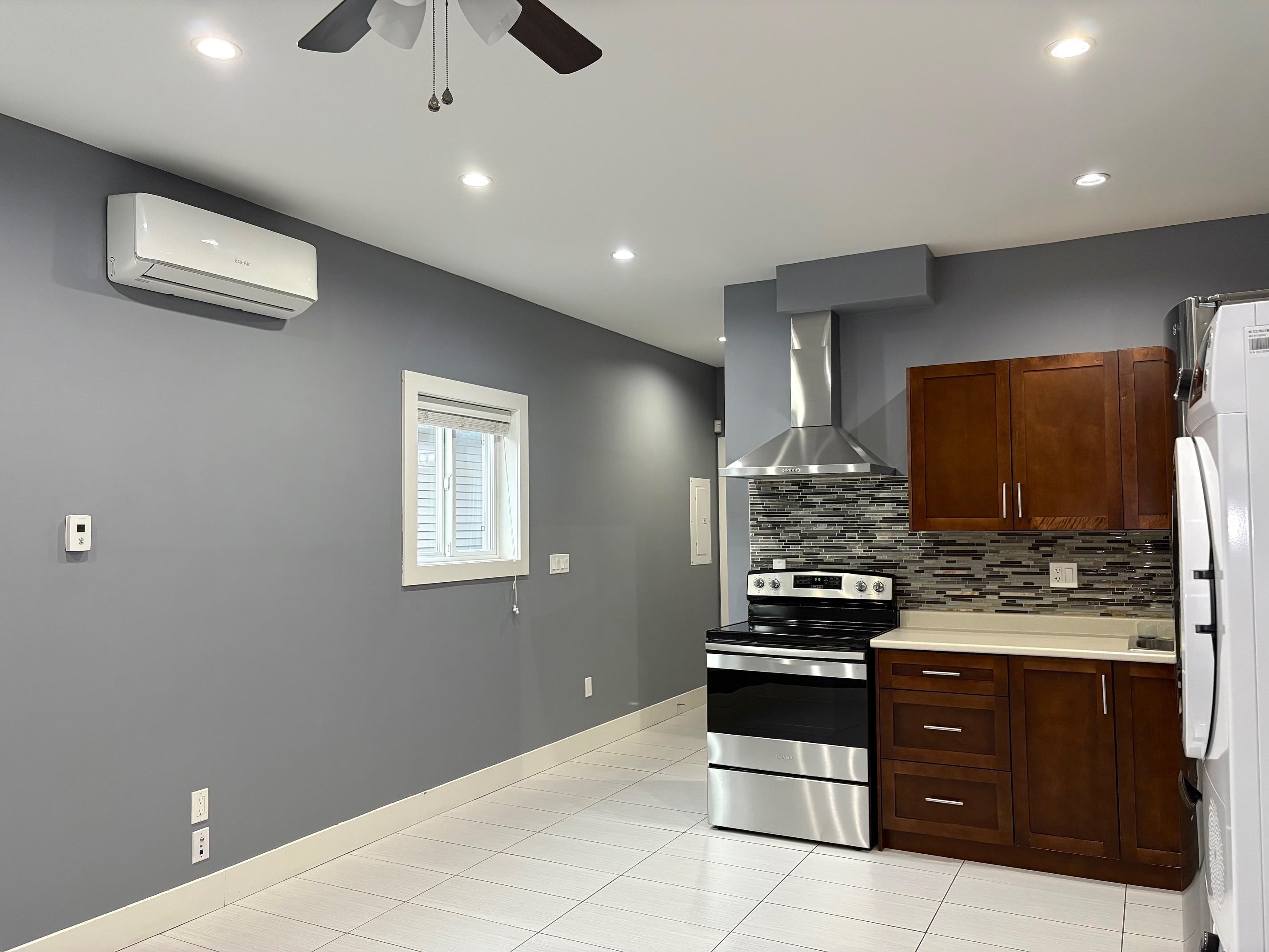 1309 Ewen Avenue  New Westminster BC V3M 5E6 photo