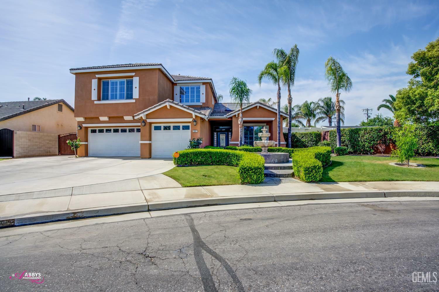 Property Photo: 12811 Woodson Bridge Drive CA 93311